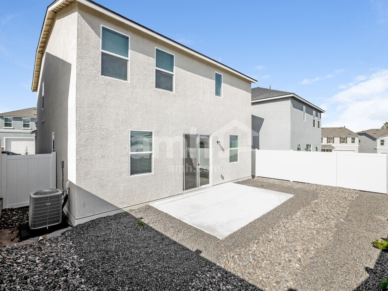 Building Photo - 6504 Enlightenment Dr