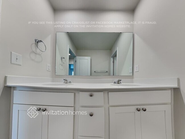 Building Photo - 5125 Spring Breeze Blvd