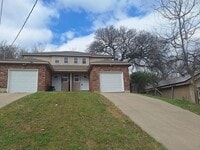 Building Photo - 2621 Lee Ave