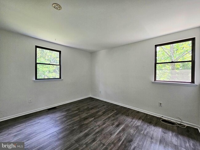 Building Photo - 876 Williams Pl