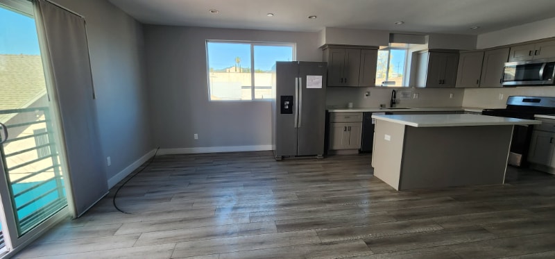 Building Photo - 1238 Normandie Ave