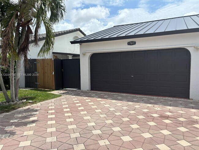 Building Photo - 17811 SW 152nd Pl