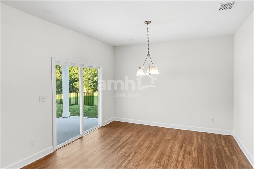 Building Photo - 219 Windsong Acres Rd