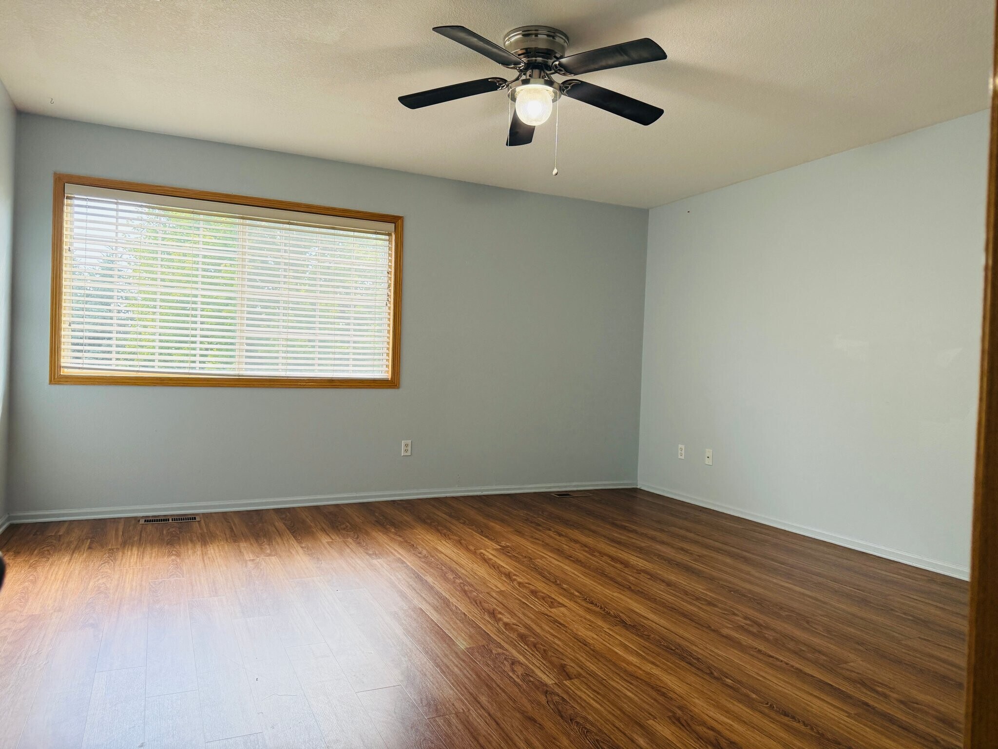 Building Photo - 3799 Village Run Dr