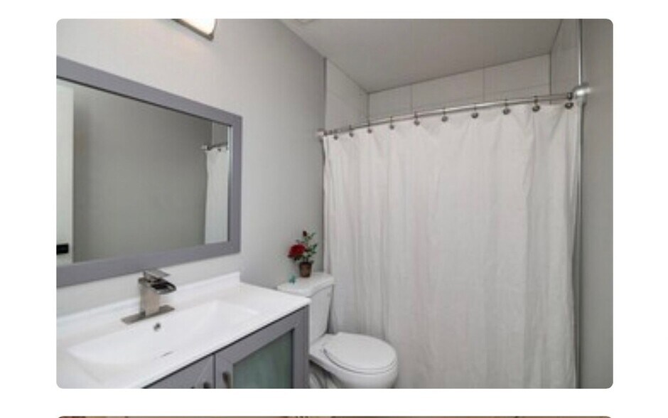 Building Photo - 18928 Ravenglen Ct