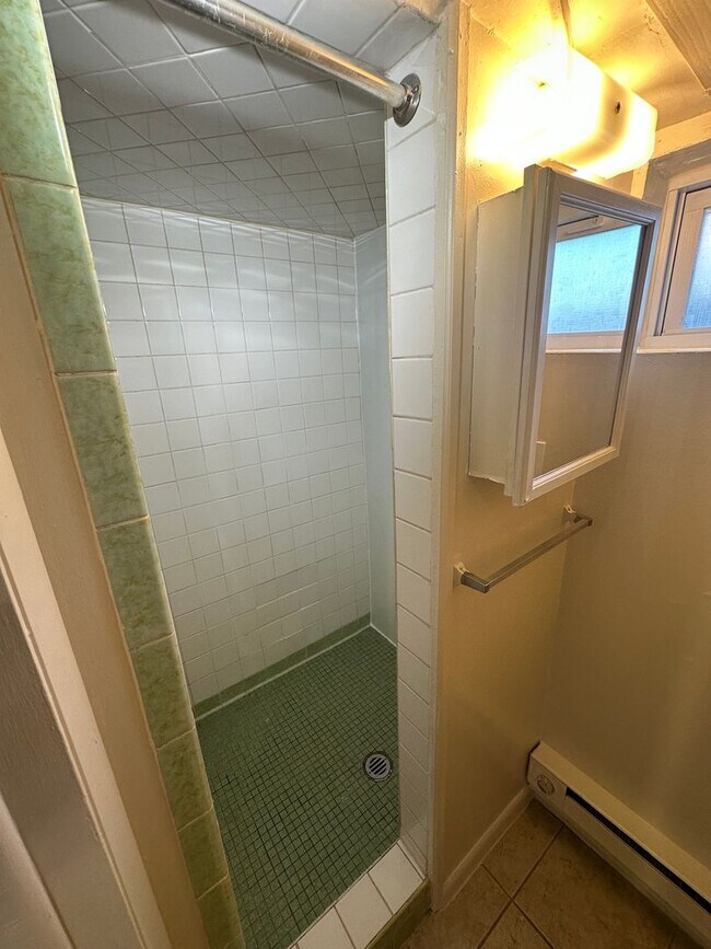 Building Photo - 3414