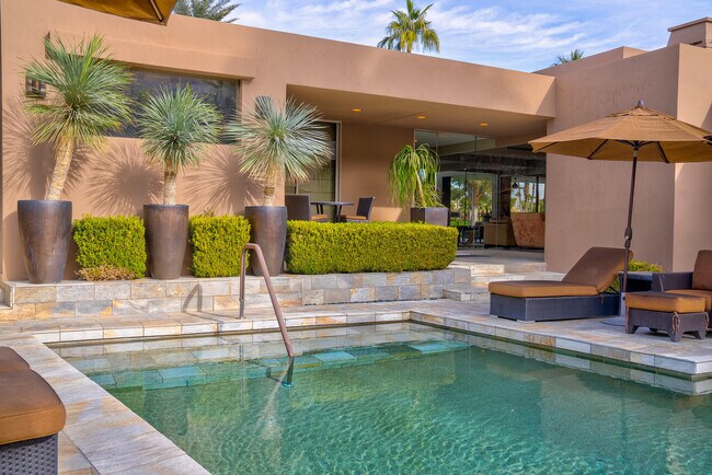 Building Photo - 46115 Sacatan Cir