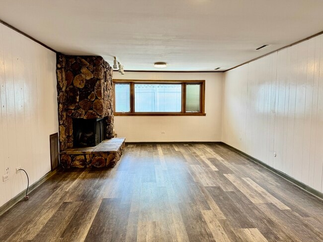 Building Photo - 8440 Anvil Pl