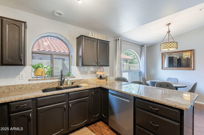 Building Photo - 8846 E Windrose Dr