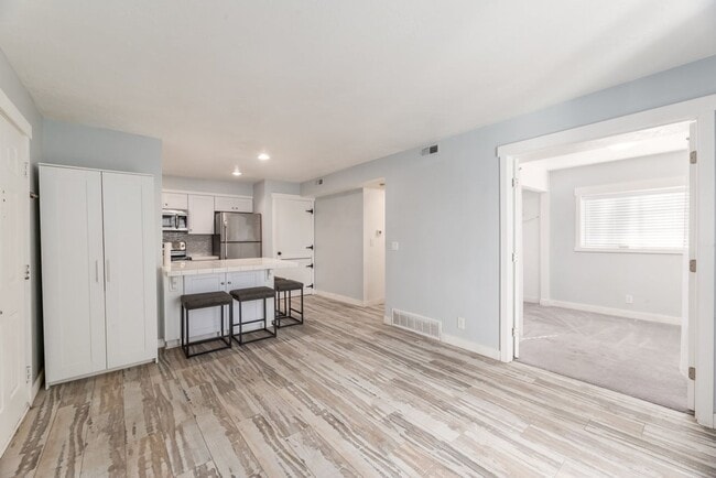 Building Photo - Updated Condo In Excellent Location, First...