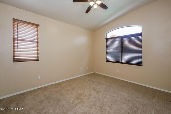 Building Photo - 10489 Bonpland Willow Dr