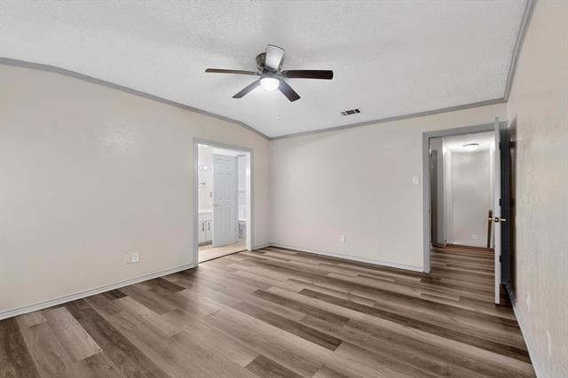 Building Photo - 3925 Brandon Park Dr