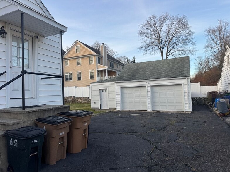 Building Photo - 73 Turner Rd