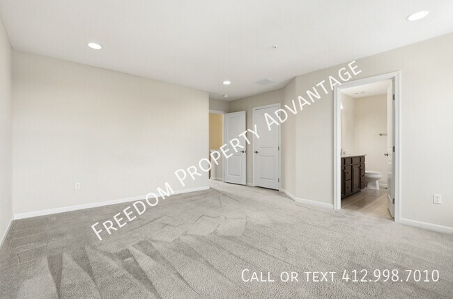 Building Photo - 412 Olive Ln