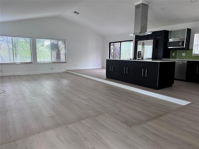 Building Photo - 547 Patio Village Way