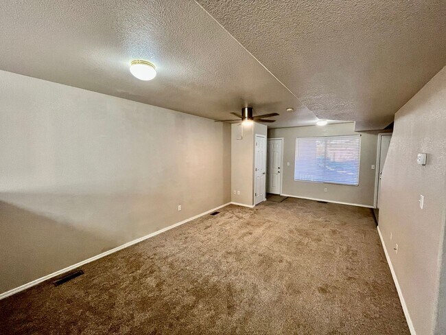 Building Photo - 7877-7895 Antelope Valley Point