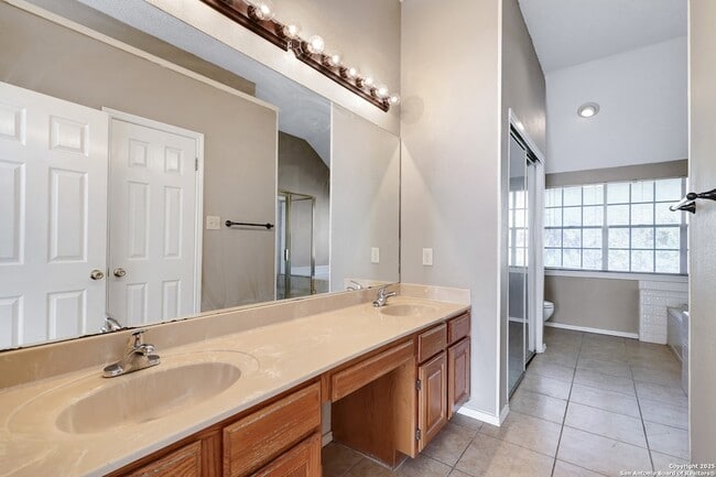 Building Photo - 14110 Soapberry Cove