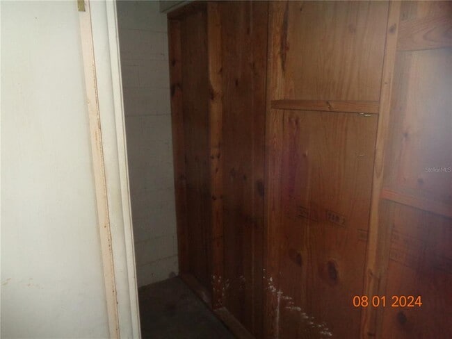 Building Photo - 508 Camelia Ln