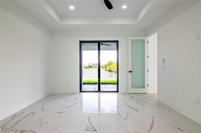 Building Photo - 829 NW 29th Ave