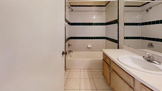 Building Photo - 1217 Cressford Pl
