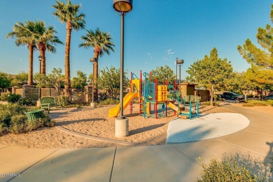 Building Photo - 1956 S Falcon Dr