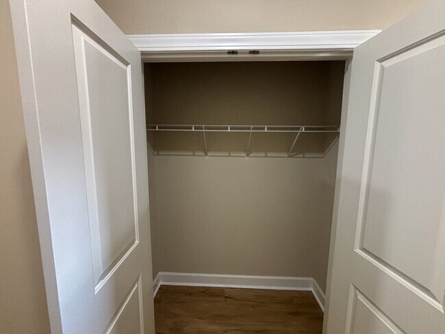 Building Photo - Spacious 3-Bed 2.5 Bath Townhome for Rent in Algood