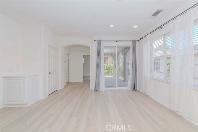Building Photo - 6 Bolinas