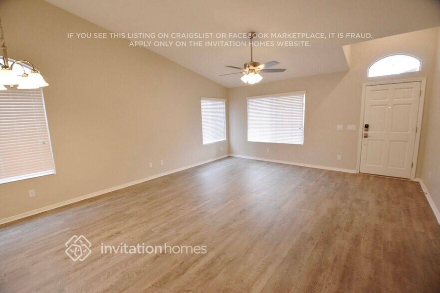 Building Photo - 6928 E Madero Ave