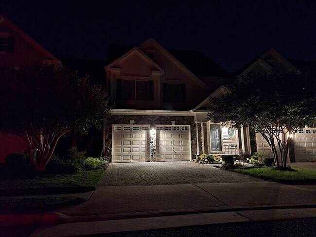 Building Photo - 16844 Panorama Dr