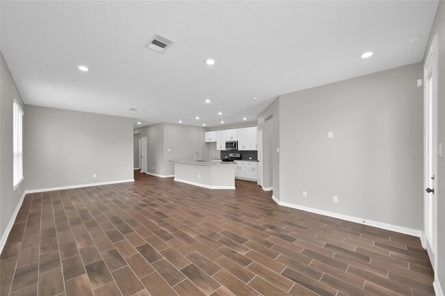 Building Photo - 610 Coyote Cyn Ct