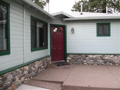 Building Photo - 119 S Paseo Del Flag