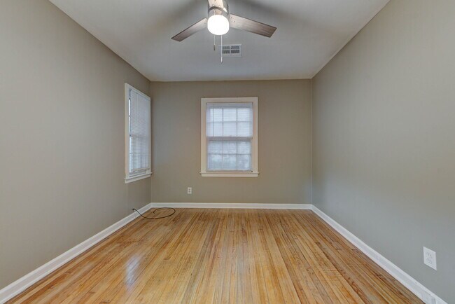 Building Photo - 1005 W Eufaula St