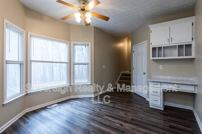 Building Photo - 3213 Southridge