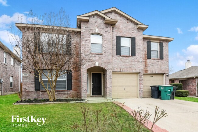 Primary Photo - 828 Jockey Club Ln