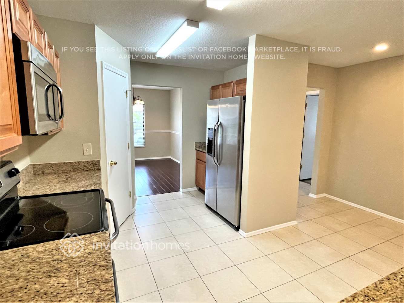 Building Photo - 512 W Springtree Way
