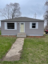 Building Photo - 1303 Catalina Rd