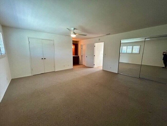 Building Photo - Lovely Two Story Villa Pino Condo - Availa...