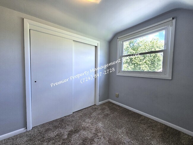 Building Photo - 639 Cohasset Dr