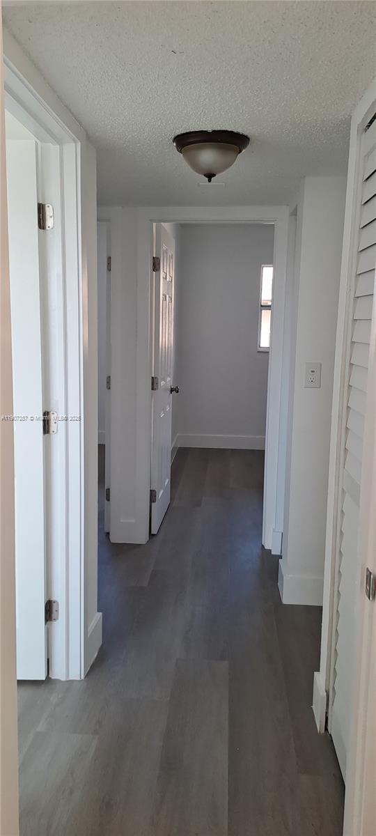 Building Photo - 5421 W 24th Ave