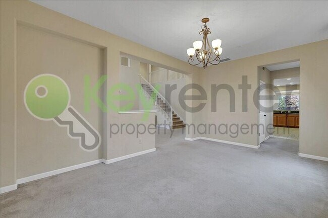 Building Photo - 1444 Eaglesfield Ln