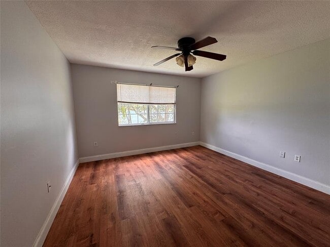 Building Photo - 5045 Wiles Rd