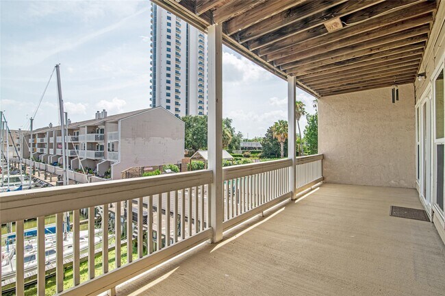 Building Photo - 4747 E NASA Pkwy