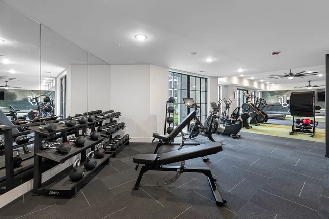 Building Photo - 1001 Broadbank Dr