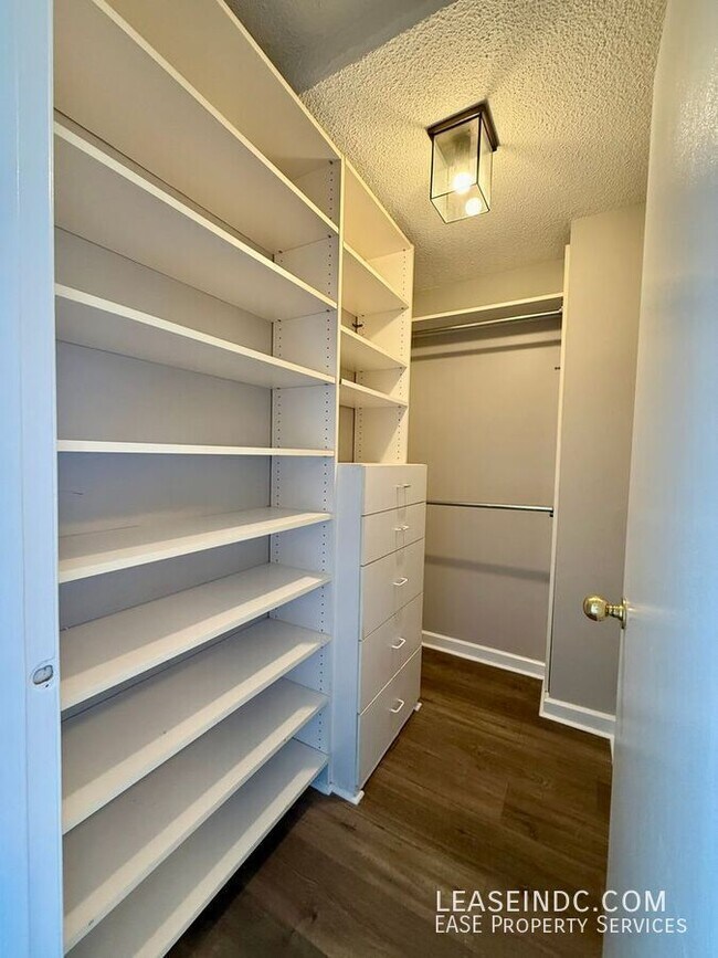 Building Photo - 2141 P St NW