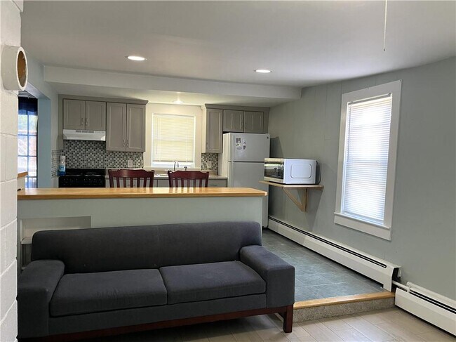 Building Photo - 77 Narragansett Ave