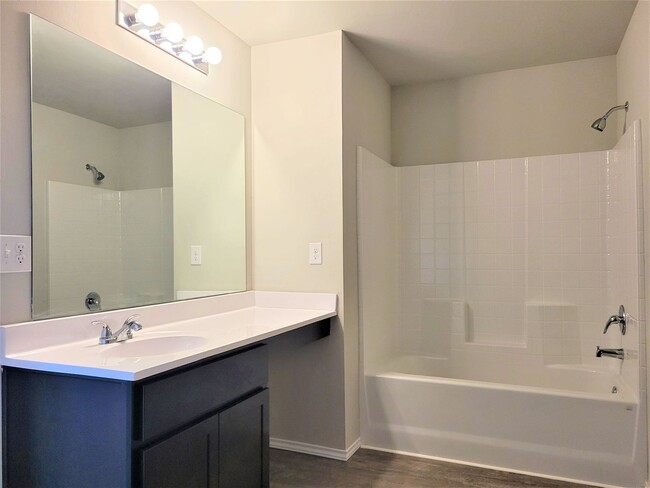Building Photo - 21215 Winding Brook