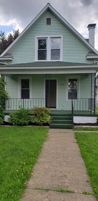 Building Photo - HOUSE FOR SALE, not for rent.