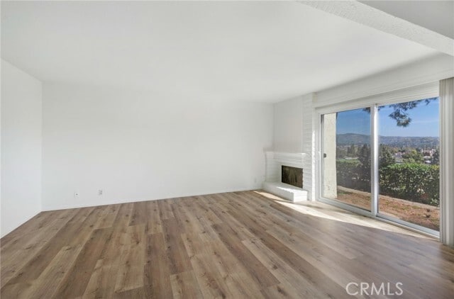 Building Photo - 5540 E Vista Del Este