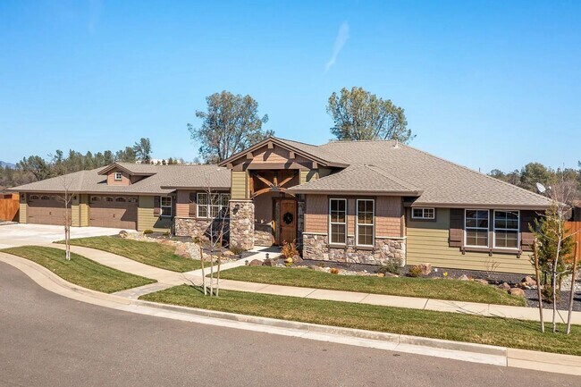 Building Photo - Custom Home with Solar, a Pool & all the Upgrades...in Town...Must See!