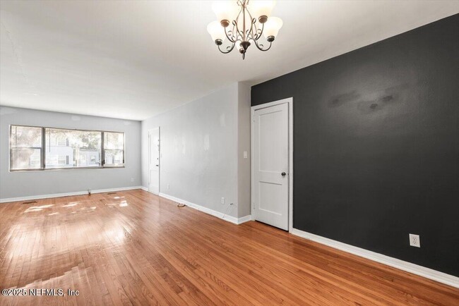 Building Photo - 1612 Flagler Ave